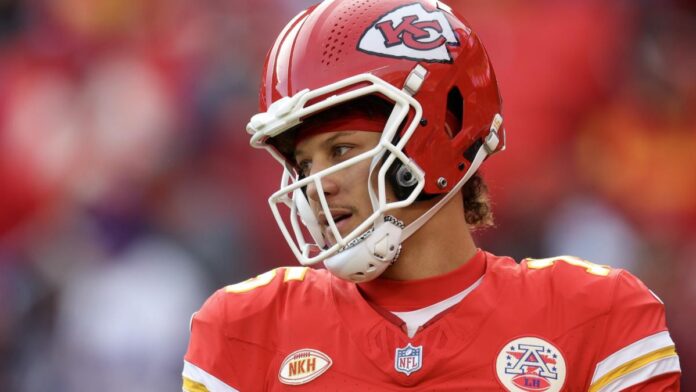 WATCH: Patrick Mahomes spews venom on NFL referees over offside call as Chiefs succumb 20-17 to Bills