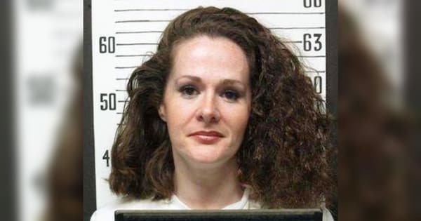 Tennessee Execution Takes Shocking Turn as Christa Gail Pike Survives Two Doses of Lethal Injection, Remains Alive and Breathing as Officials Halt Procedure and Rush Her to Hospital